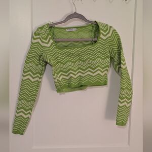 Green Chevron Long Sleeve Crop Top